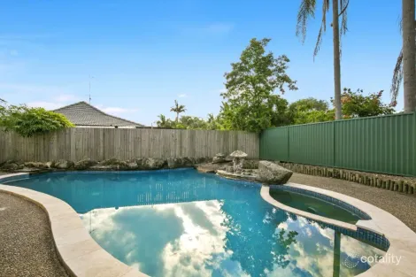 10 Mardella Ct, Mermaid Waters, QLD 4218