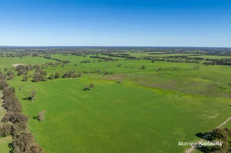 13/14 Nicholson Rd, Meelon, WA 6208