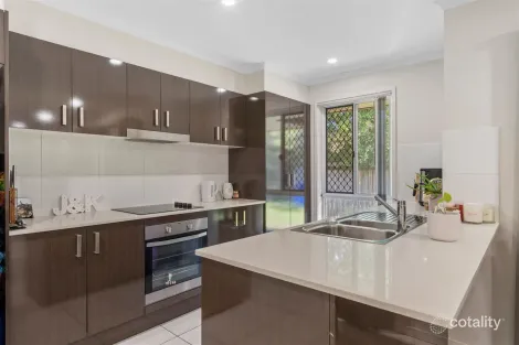 Property photo of 2/19 Poole Court Caboolture QLD 4510