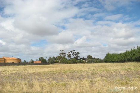 11 Sugar Gum Dr, Hillside, VIC 3037