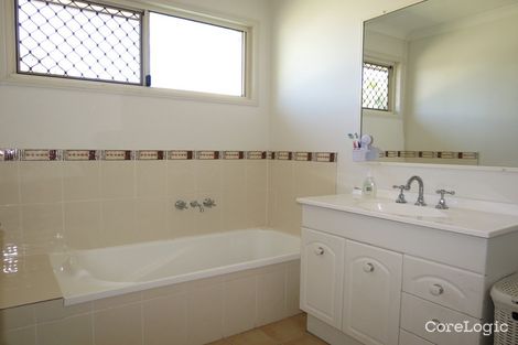 Property photo of 2/87 Roberts Street Emerald QLD 4720