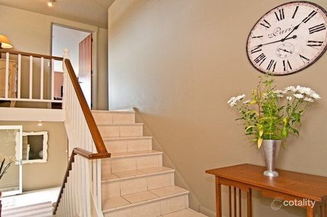 Property photo of 11 Avondale Grove Mount Nelson TAS 7007