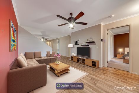 Property photo of 16 Violet Way Cranbourne VIC 3977