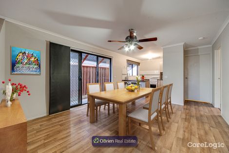 Property photo of 16 Violet Way Cranbourne VIC 3977