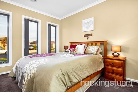Property photo of 22 Bush Street Manor Lakes VIC 3024