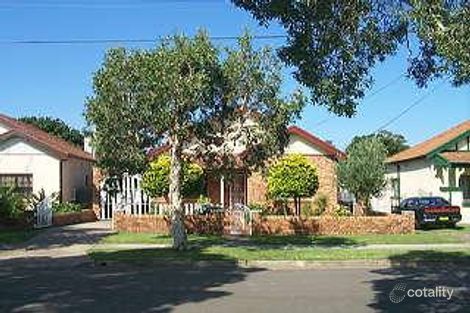 18 Acacia St, Belmore, NSW 2192