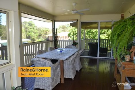 Property photo of 22 Goolagong Crescent South West Rocks NSW 2431