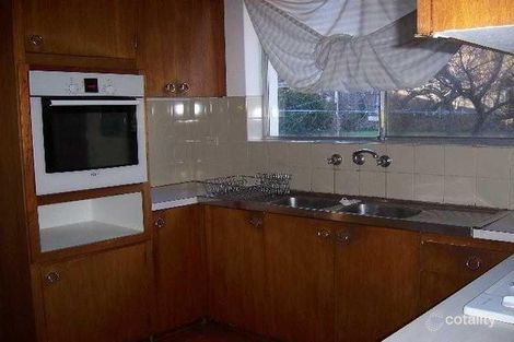 Property photo of 18 Macrobertson Street Mawson ACT 2607
