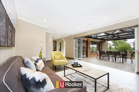 Property photo of 16 Casey Crescent Calwell ACT 2905