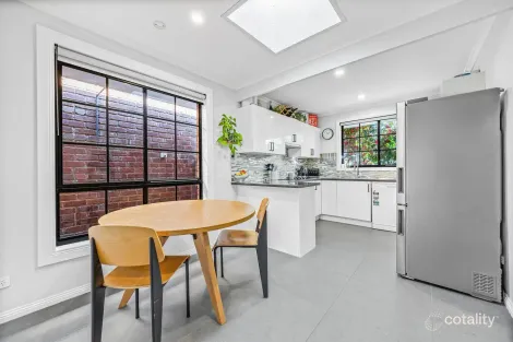 Property photo of 1/17 Tasman Avenue Strathmore Heights VIC 3041