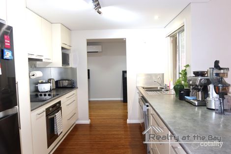 Property photo of 8 Lyons Court Arundel QLD 4214