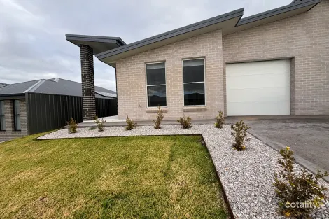 Property photo of 15 Shearman Street Caerleon NSW 2850