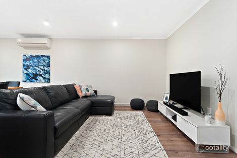 Property photo of 98 Henry Road Pakenham VIC 3810