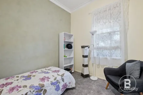 Property photo of 160 Neale Street Flora Hill VIC 3550