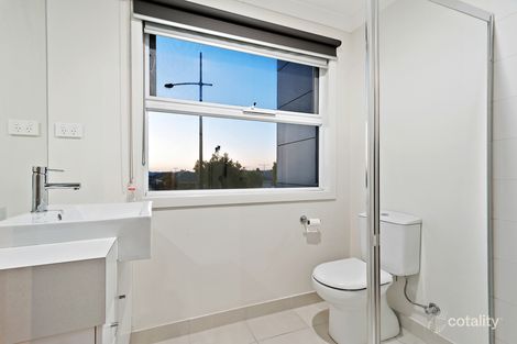 Property photo of 98 Henry Road Pakenham VIC 3810