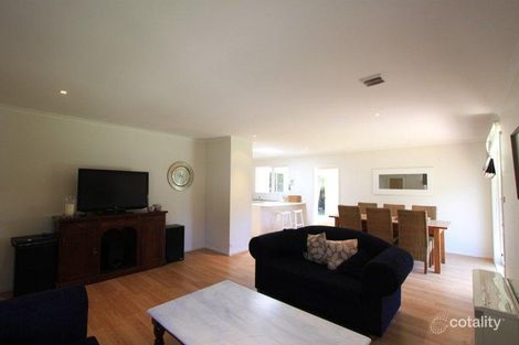 Property photo of 21 Peter Godden Drive Woodend VIC 3442