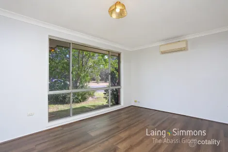 Property photo of 35 Solander Drive St Clair NSW 2759