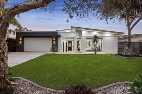 4 Red Gum Cres, Wakerley, QLD 4154