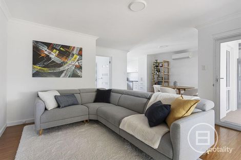 Property photo of 2/52 Matheson Road Applecross WA 6153