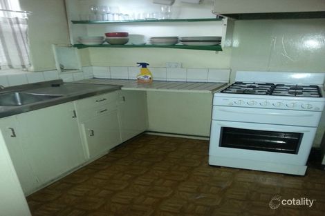 2/122 Terrace Rd, Perth, WA 6000