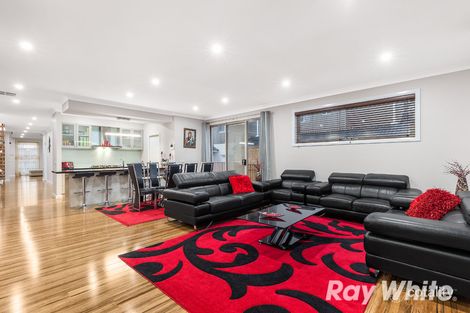 Property photo of 9 Farnham Crescent Mill Park VIC 3082