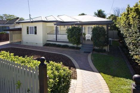 Property photo of 6 Thirteenth Avenue Brighton QLD 4017