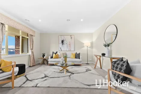 Property photo of 9 Arklow Court Cranbourne VIC 3977