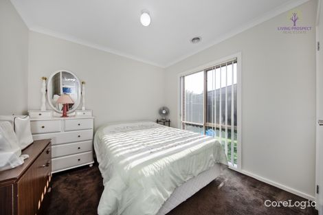 Property photo of 14 Treeleaf Avenue Point Cook VIC 3030
