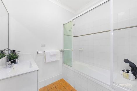 Property photo of 45 Bledisloe Street Fairfield QLD 4103