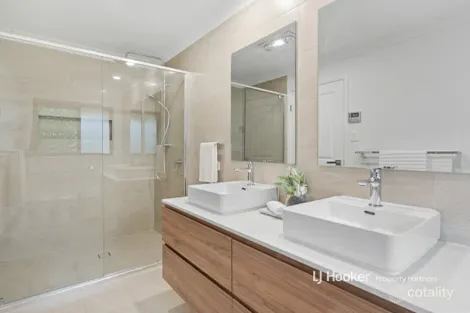Property photo of 24 Fatima Place Calamvale QLD 4116
