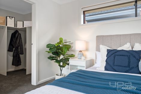 Property photo of 76 Chanticleer Avenue Harkness VIC 3337