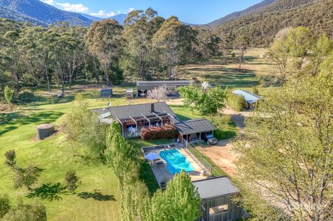 1083 Great Alpine Rd, Freeburgh, VIC 3741
