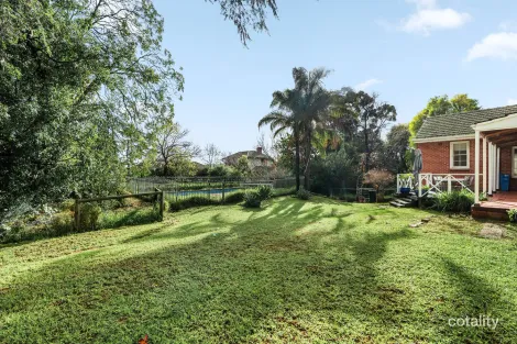 Property photo of 17 Penarth Avenue Beaumont SA 5066