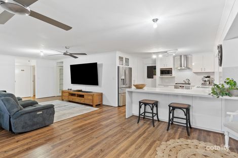 Property photo of 13 Skye Close Warnbro WA 6169