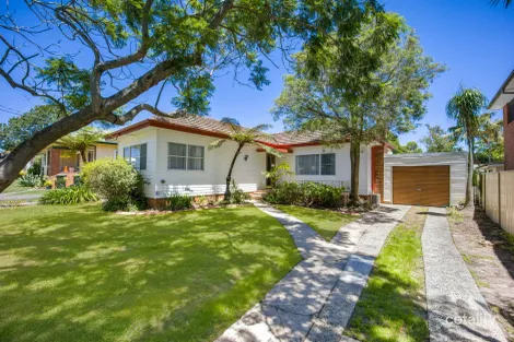 19 Carrington Ave, Caringbah, NSW 2229