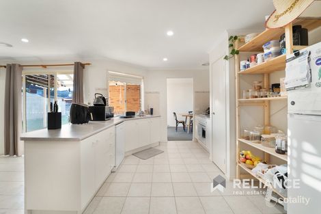 Property photo of 3 Brookfield Avenue Brookfield VIC 3338