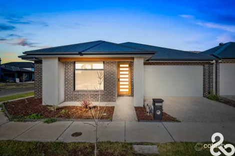 Property photo of 10 Pantheon Street Wollert VIC 3750