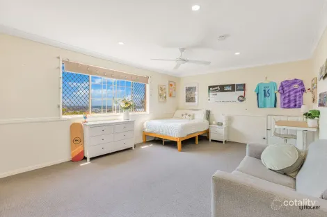 Property photo of 35 Oakland Parade Banora Point NSW 2486