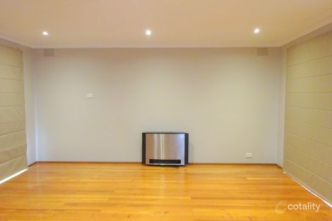 Property photo of 3 Peterlee Court Craigieburn VIC 3064