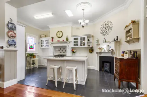 Property photo of 5 Bridges Avenue Traralgon VIC 3844