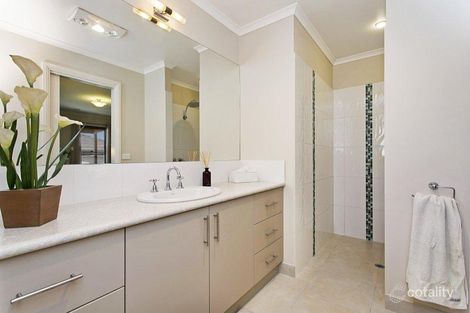 Property photo of 1 Singar Court Strathfieldsaye VIC 3551