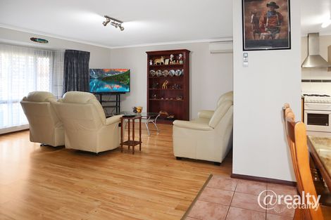 Property photo of 10 Valencia Close Orana WA 6330