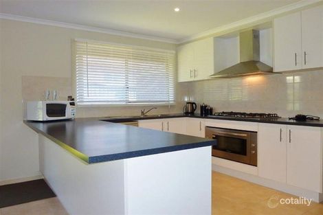 Property photo of 3 Rimfire Avenue Drouin VIC 3818