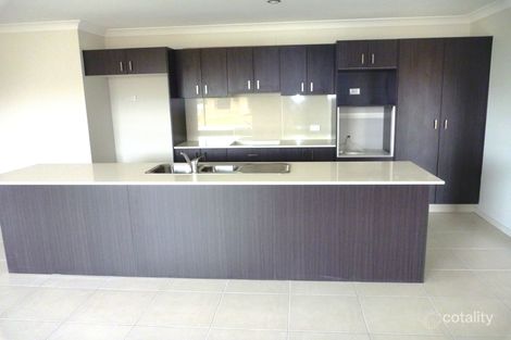 Property photo of 30 Edgeware Road Pimpama QLD 4209