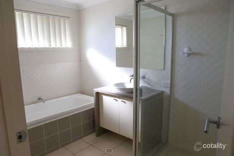 Property photo of 27 Hillcroft Place Belmont QLD 4153