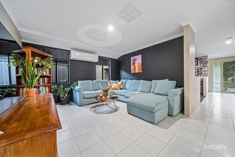 Property photo of 33 Willard Circuit Banksia Grove WA 6031
