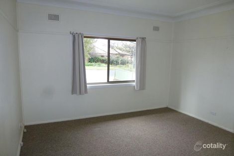 Property photo of 7 Fox Avenue Orange NSW 2800