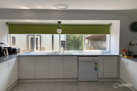 Property photo of 1 John Street Koo Wee Rup VIC 3981