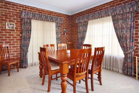 Property photo of 15 Moondah Close Hillvue NSW 2340