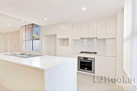 Property photo of 17-19 Burlington Road Homebush NSW 2140